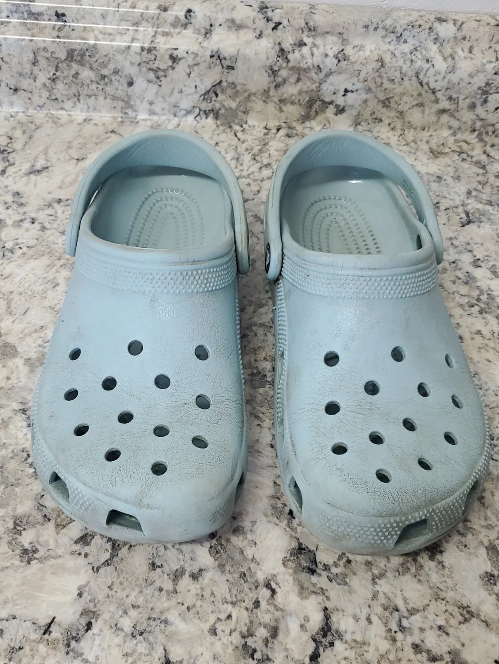 CROCS Classic Clog in Pale Blue